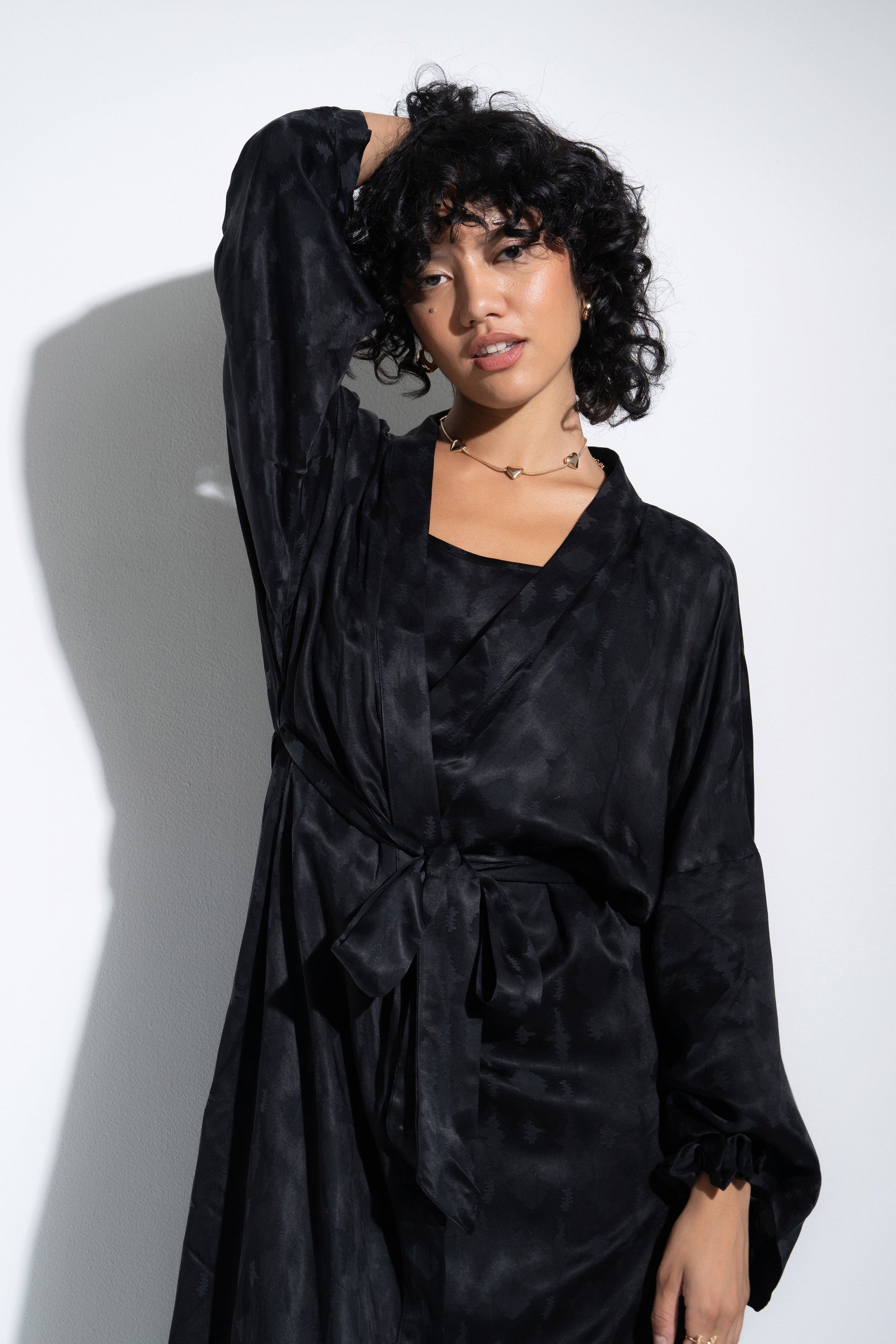 Be Idle - The Long Robe - Black Zig Zag -