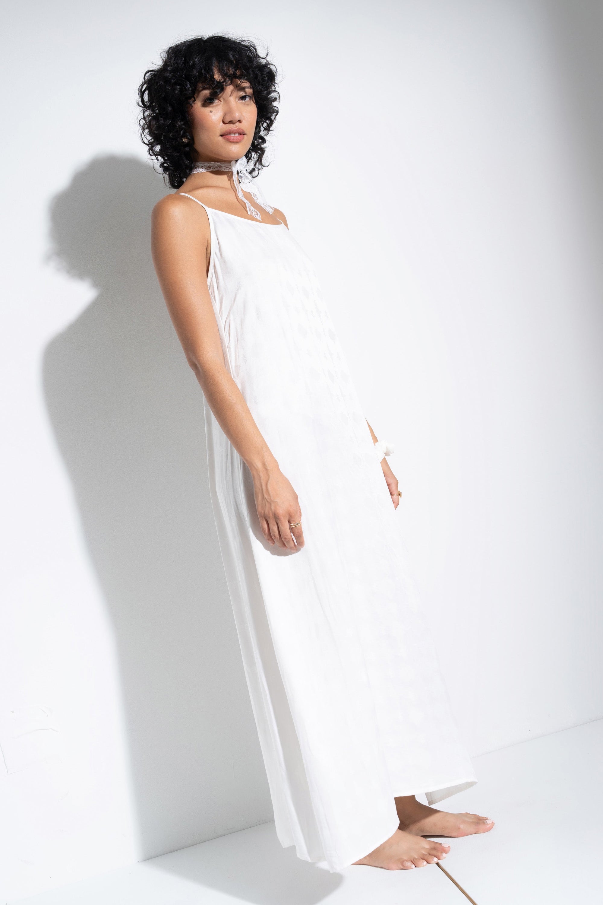 Be Idle - The Long Slip - White -