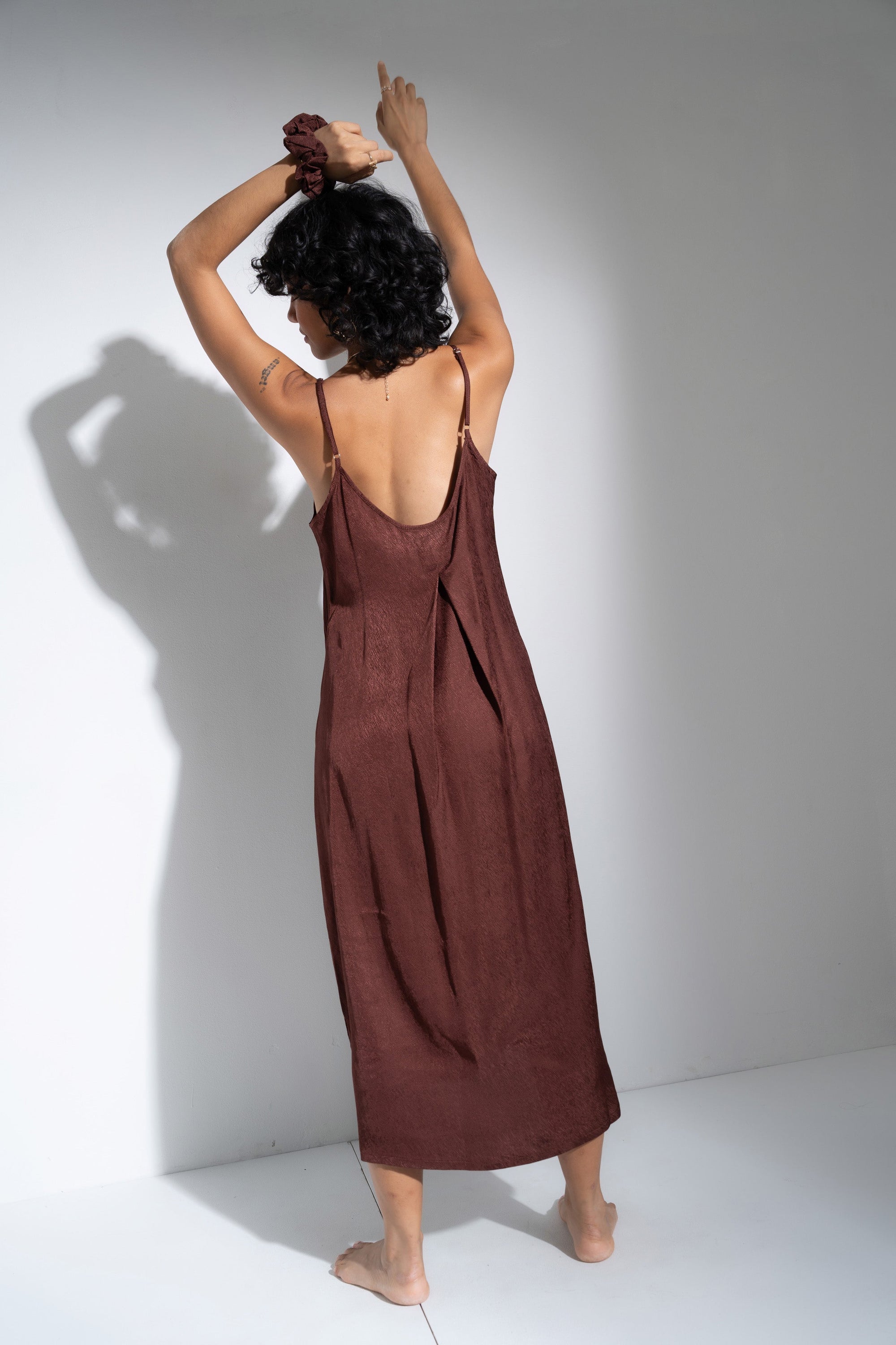 Be Idle - The Long Slip - Brown -