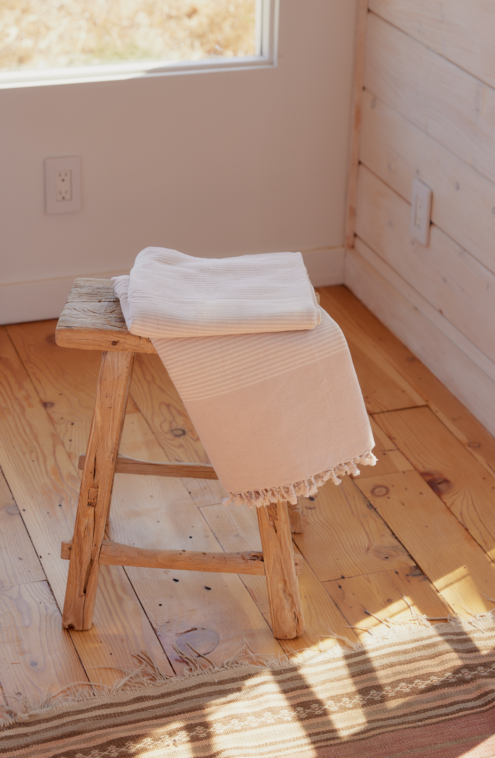 Kayu - Lowell Handwoven 100% Cotton Throw Blanket -