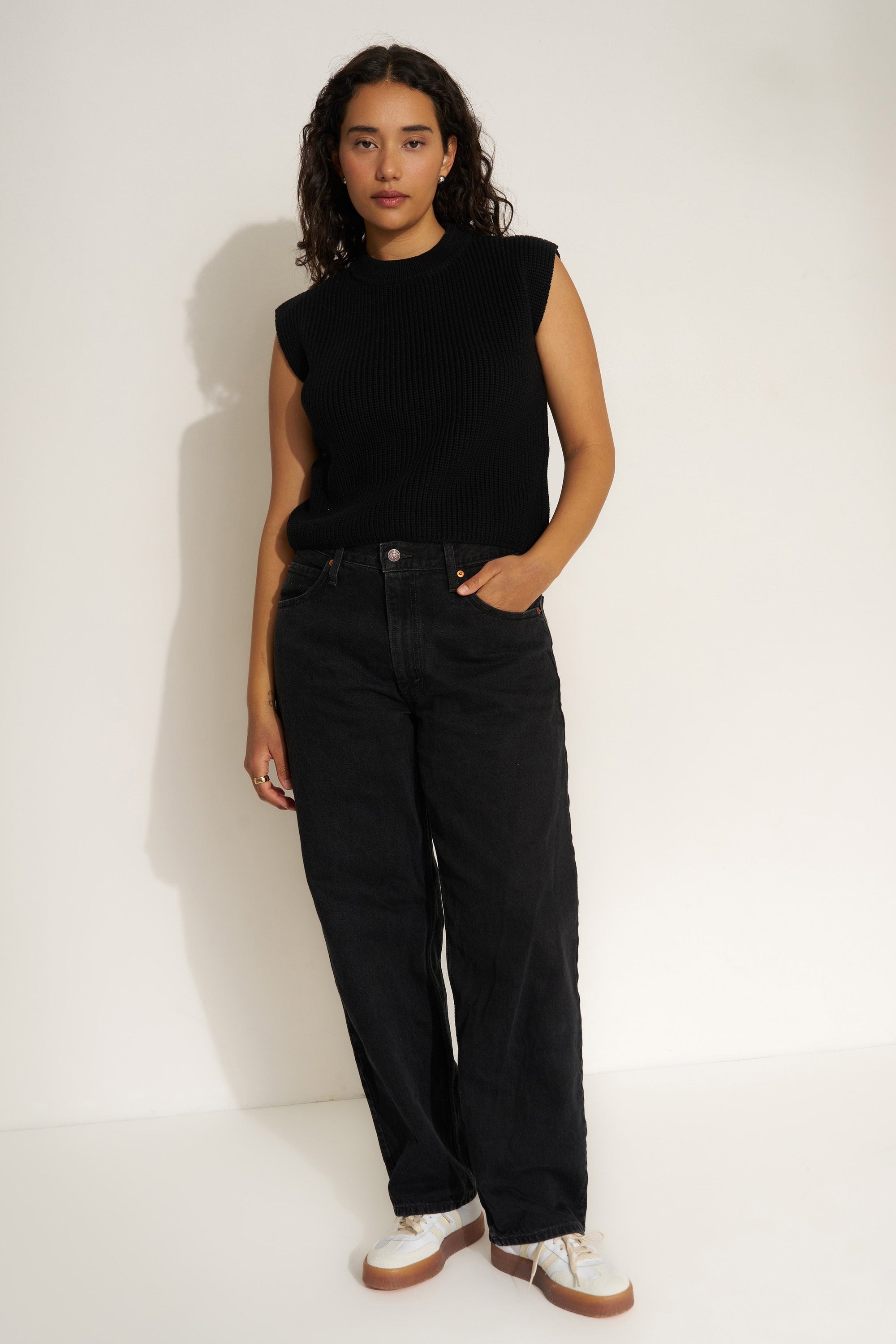 Callahan Knitwear - The Muscle Tee - Black -