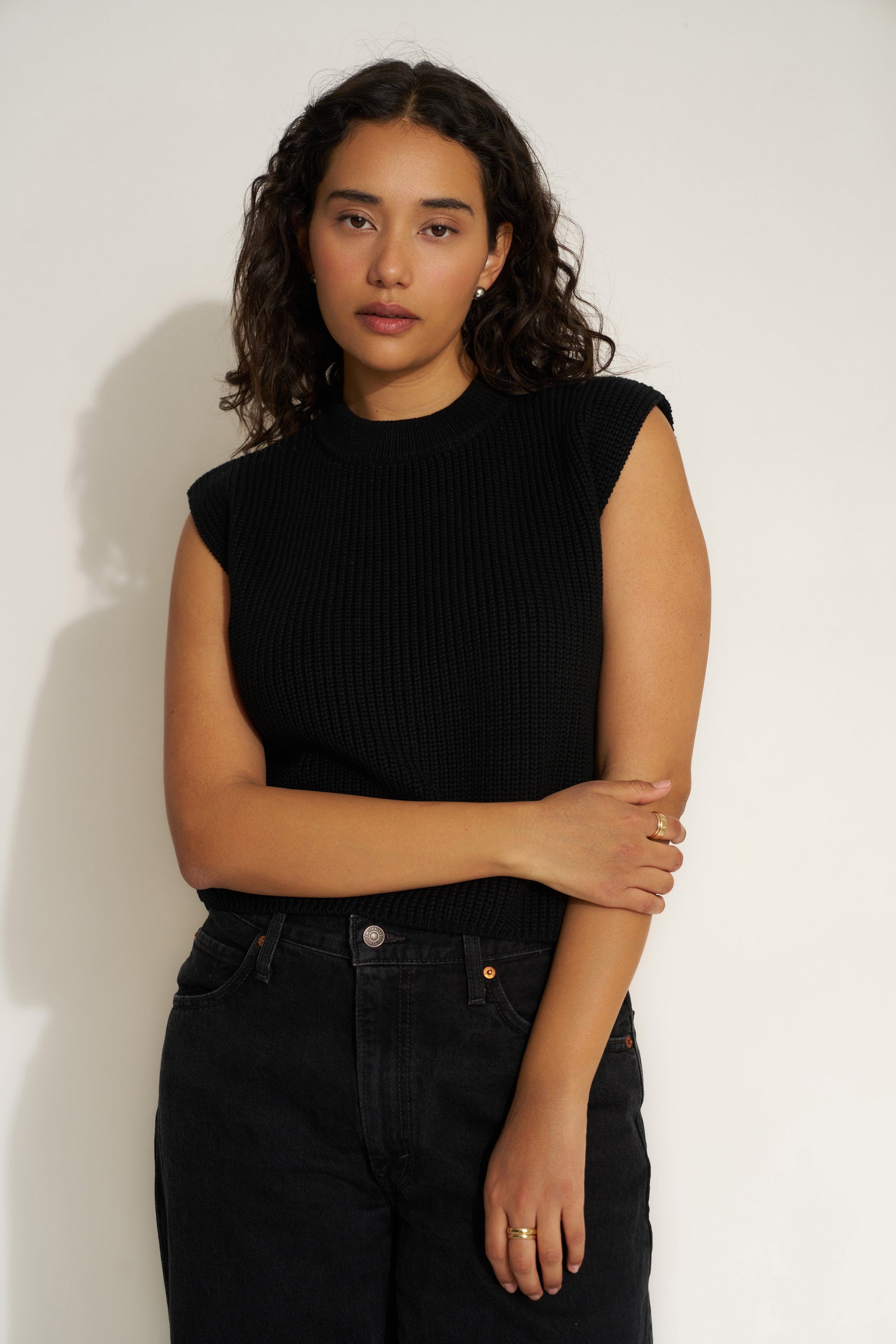 Callahan Knitwear - The Muscle Tee - Black -