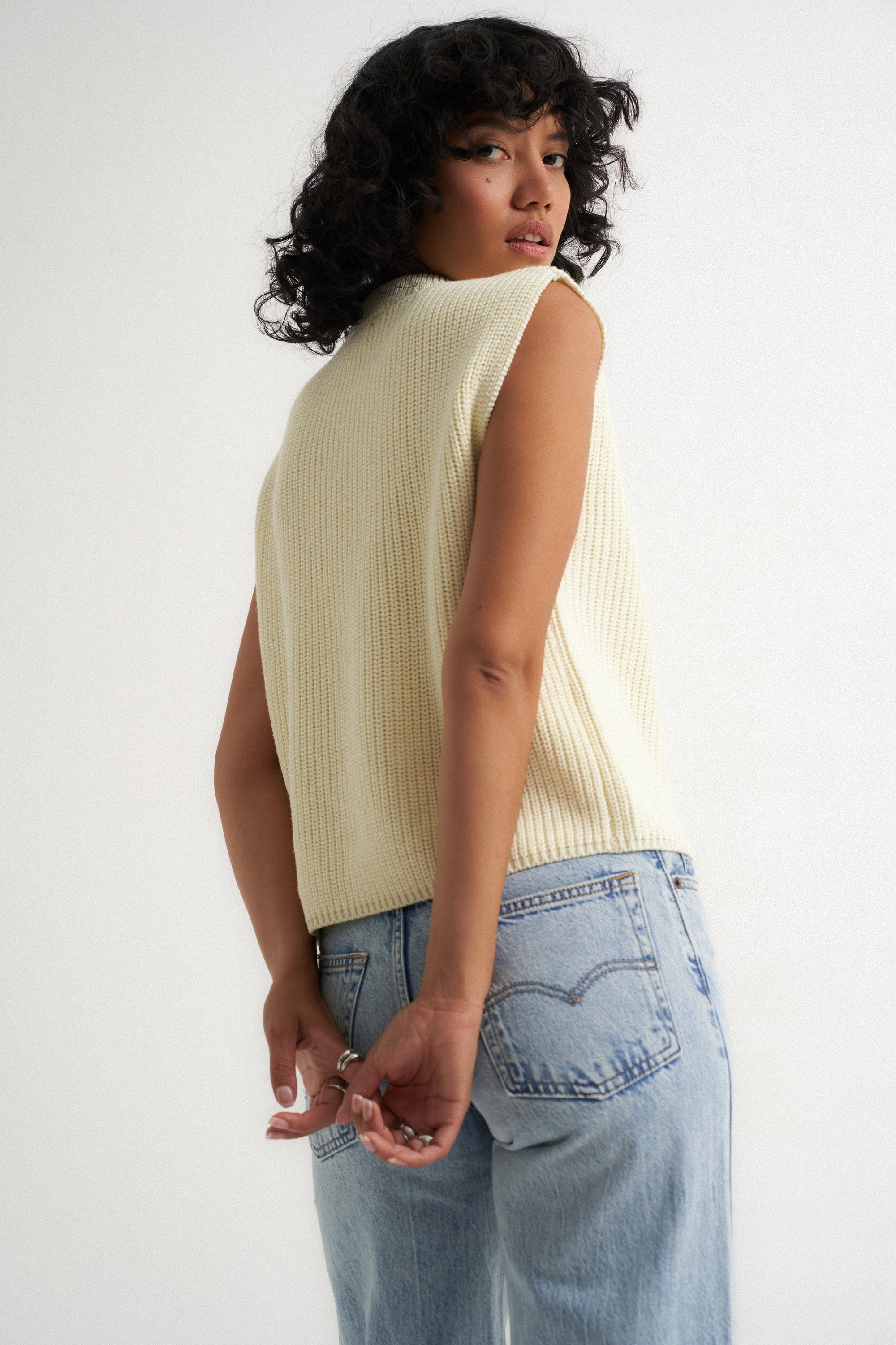 Callahan Knitwear - The Muscle Tee - Creme -