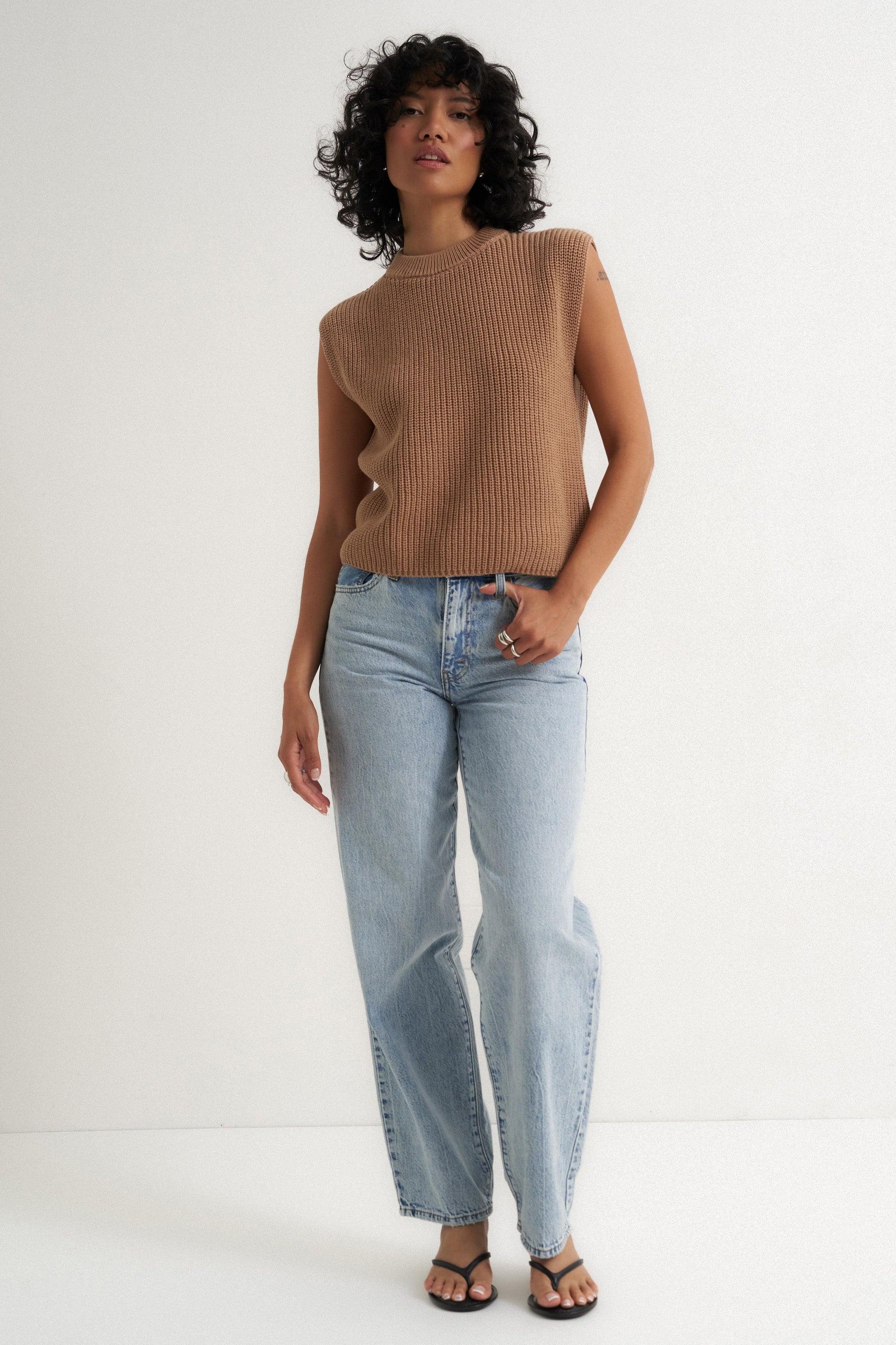 Callahan Knitwear - The Muscle Tee - Camel -