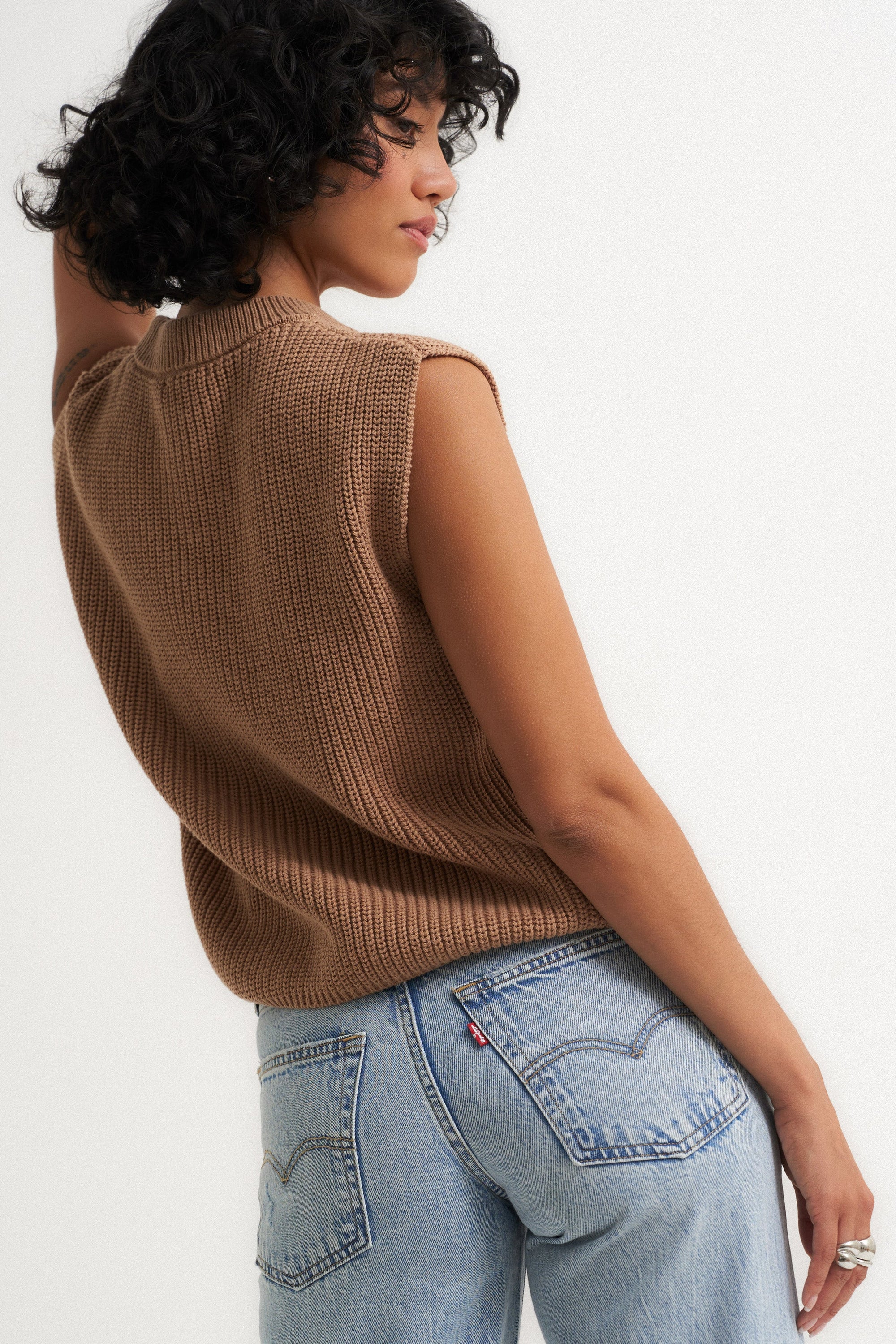 Callahan Knitwear - The Muscle Tee - Camel -