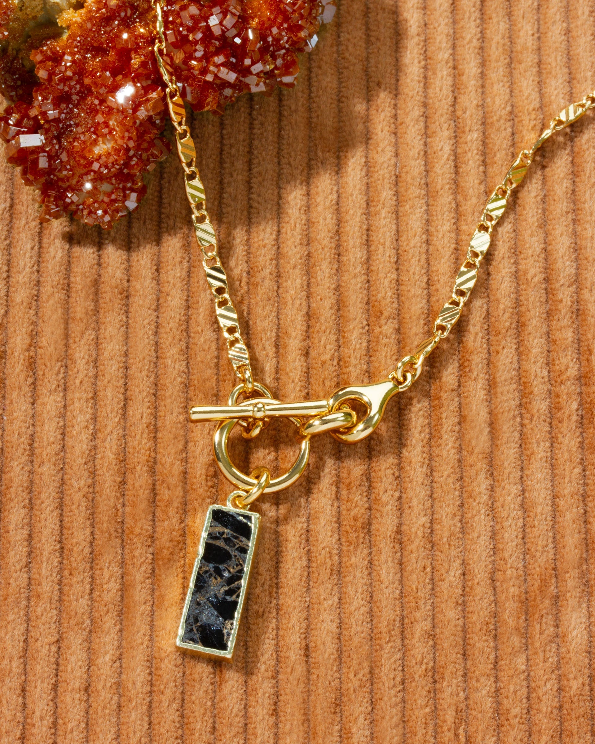 Luna Norte - Hookup Toggle Necklace -