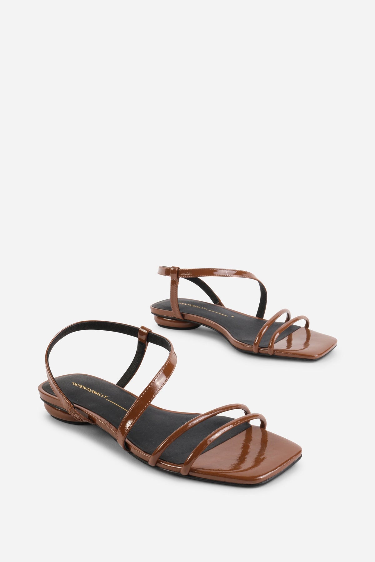 Intentionally Blank - Nonfiction Flat Sandal - MOCHA PATENT