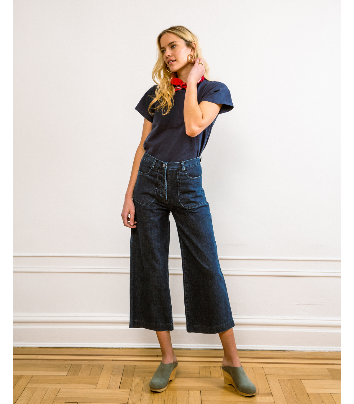 Loup - Hutton Boxy Fitted Tee - Navy -