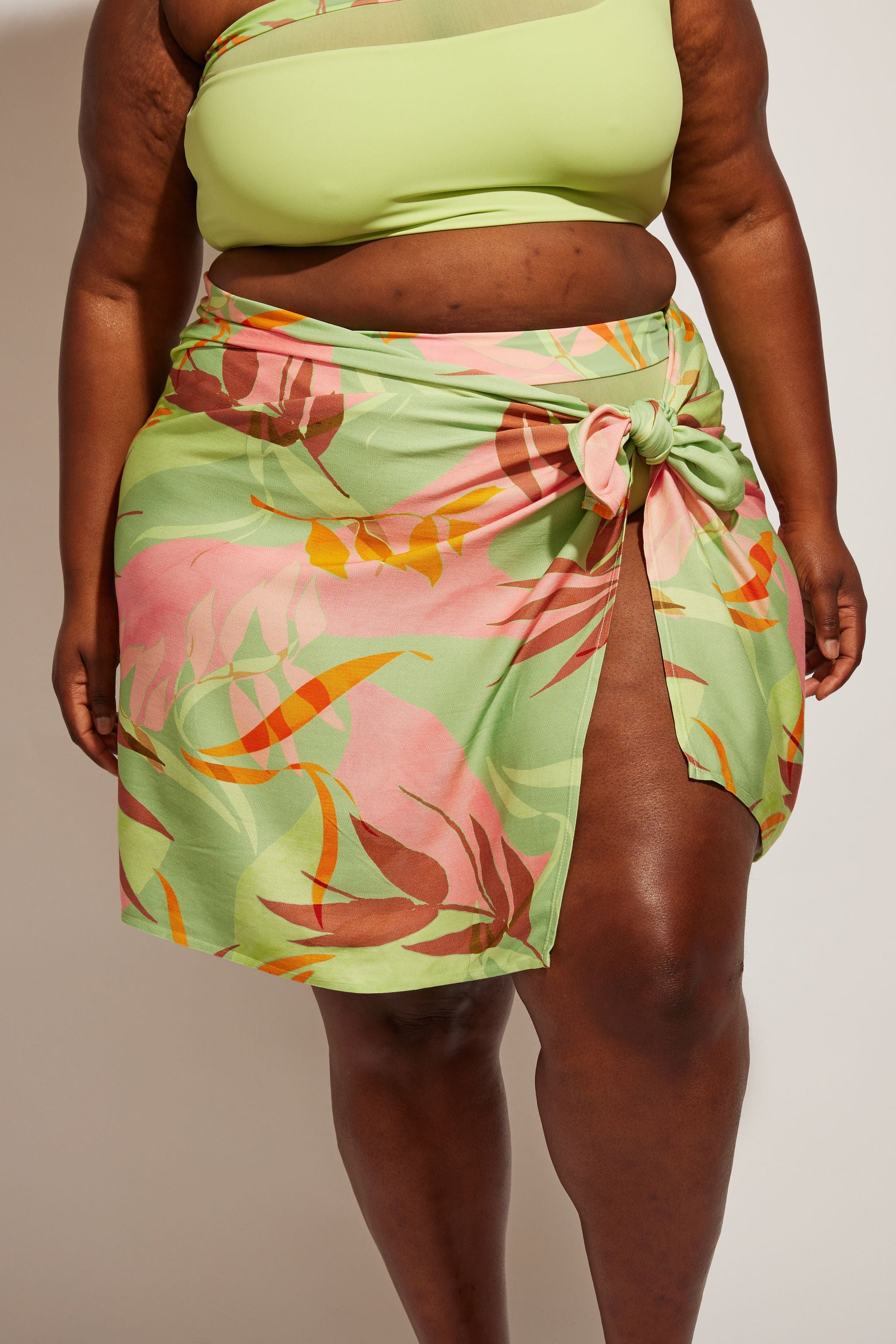 Nomads Swimwear - Sand Pareo - Birds of Paradise -