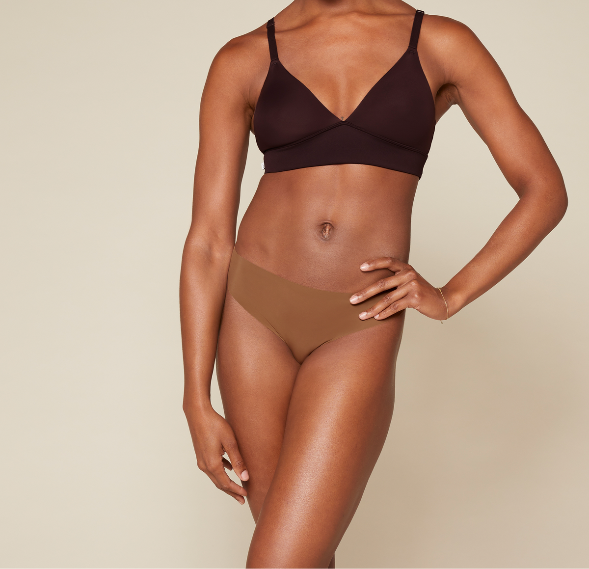 Harper Wilde - No-Show Thong - Brown -