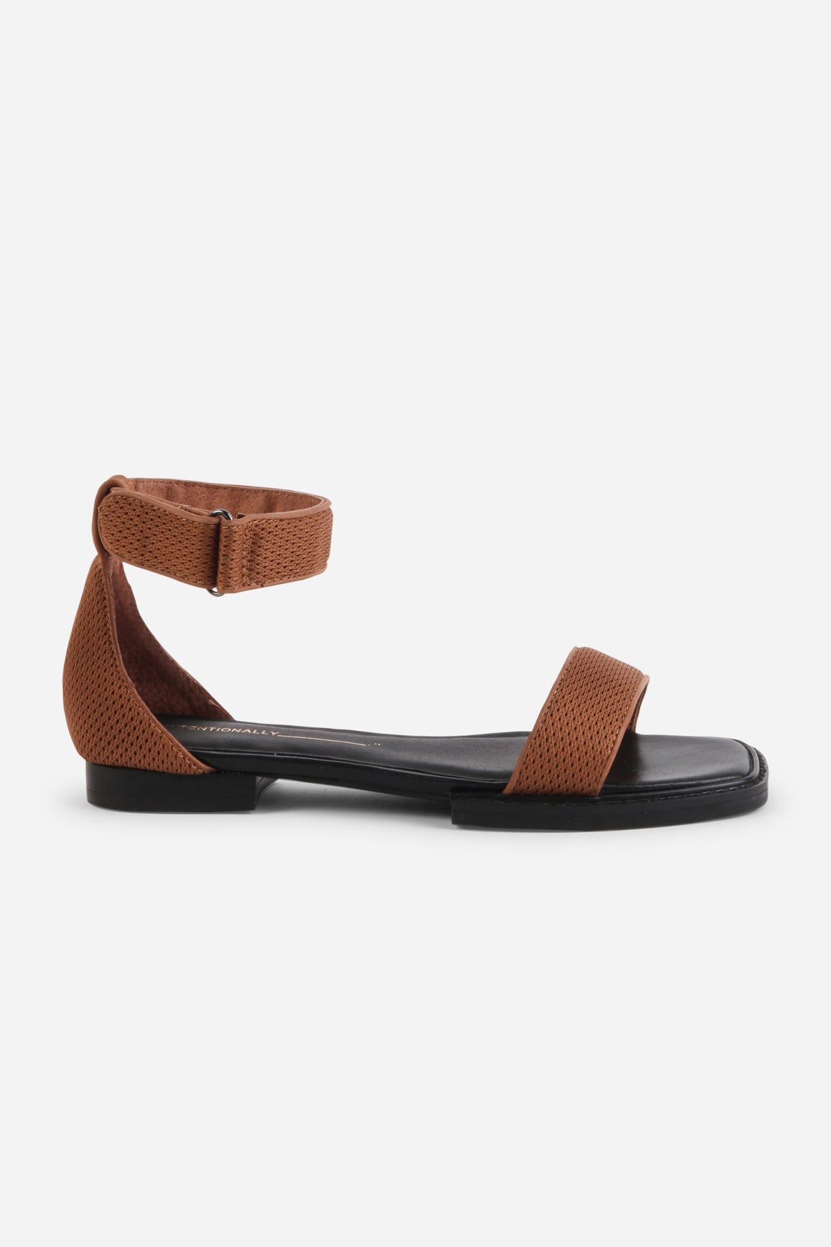 Intentionally Blank - Potz Mesh Flat Sandal -