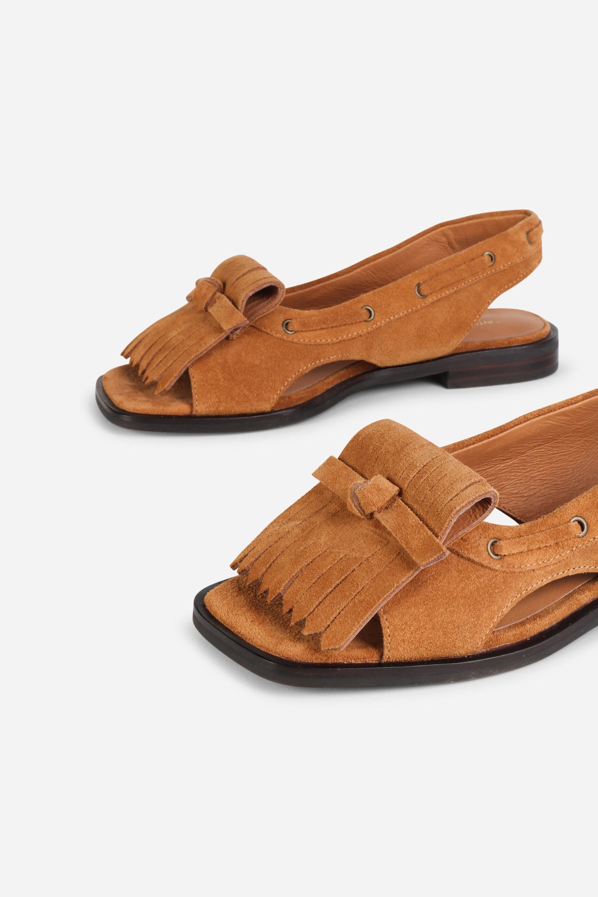 Intentionally Blank - Professor Flat Fringe Sandal -