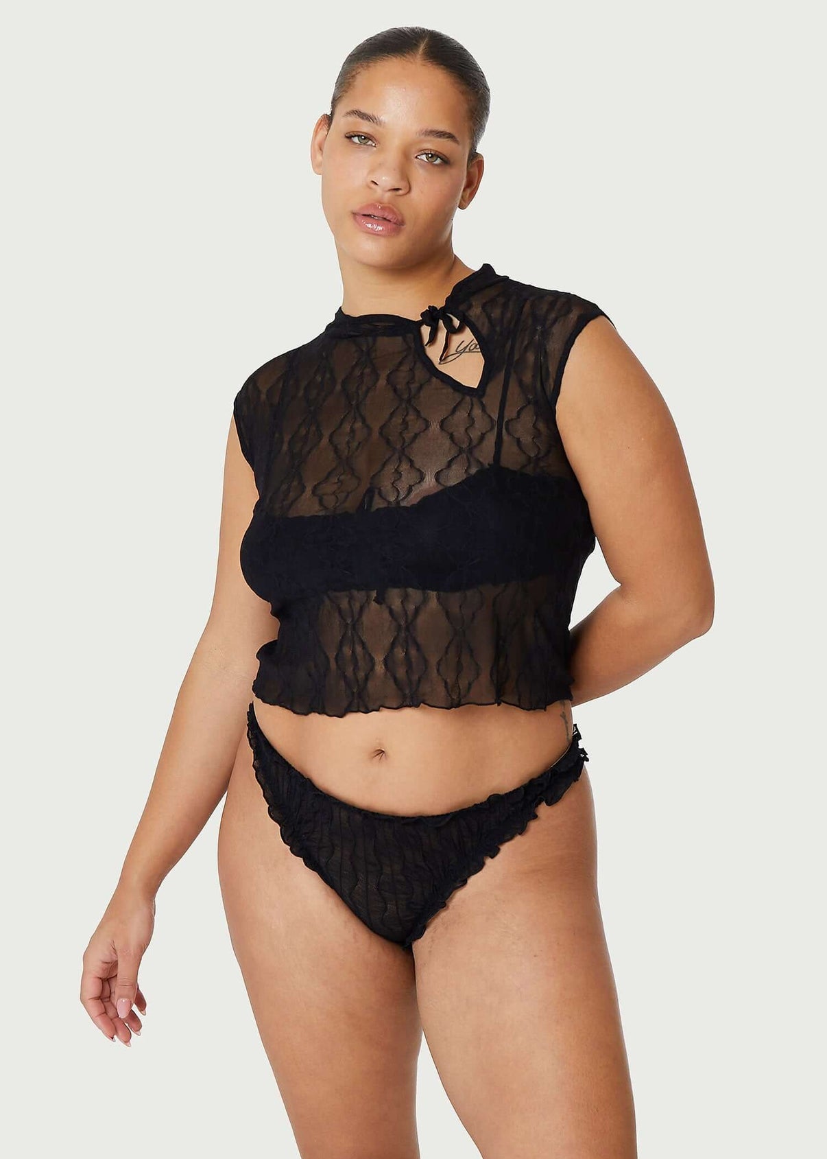 Find Me Now - Mariposa Keyhole Tee - Night -