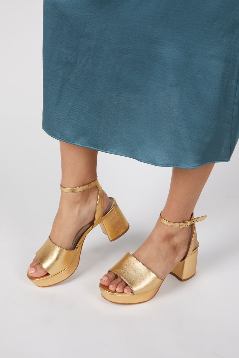 Intentionally Blank - Ruby Heel -