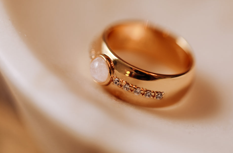 Leeada - Reign Ring - Gold Moonstone -