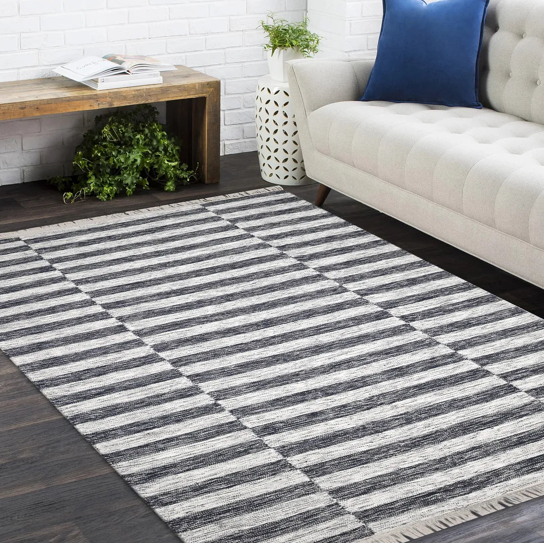Solo Rugs - Louella Hand Woven Contemporary Flatweave Area Rug -