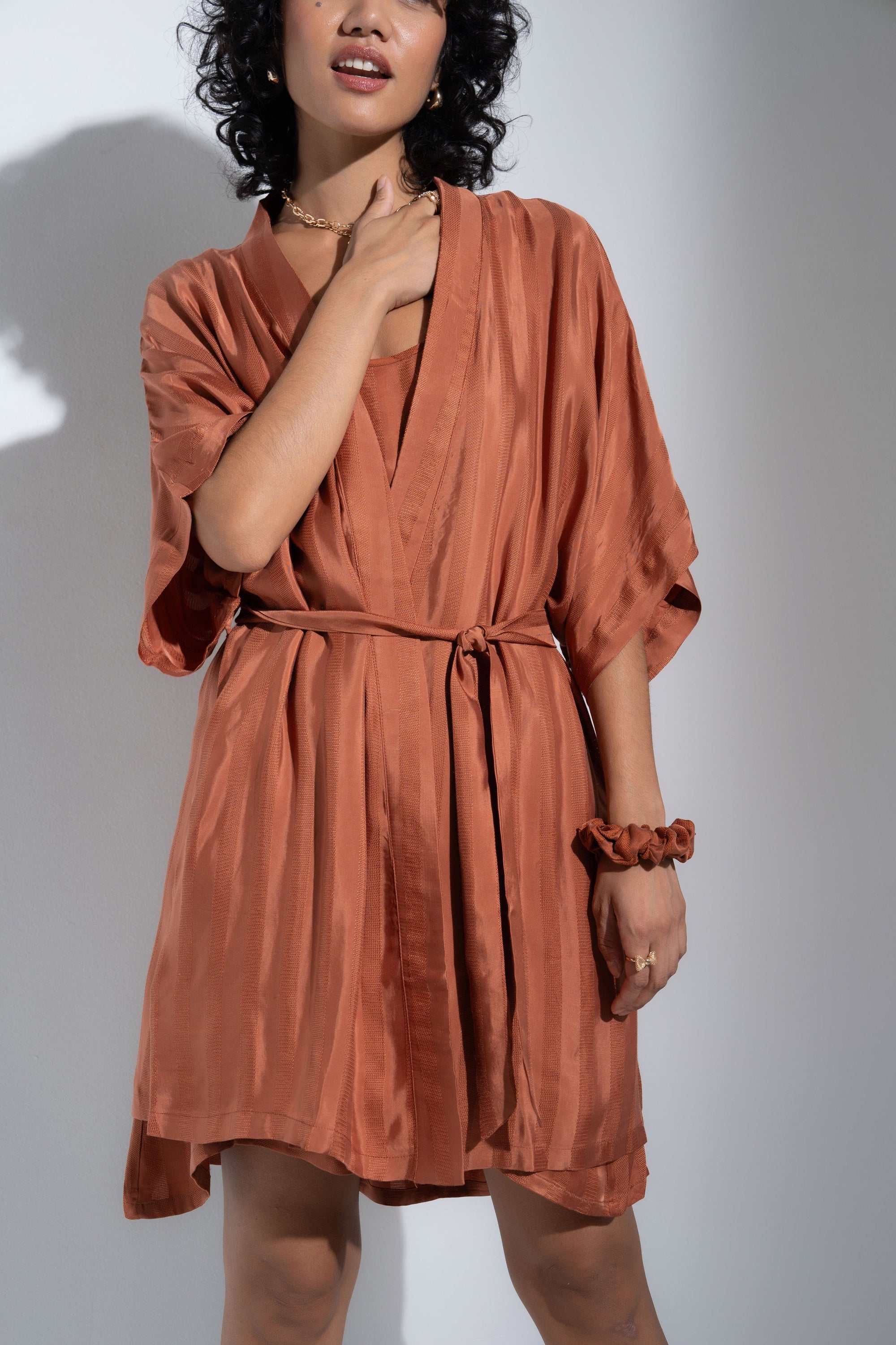 Be Idle - The Short Robe - Rust -
