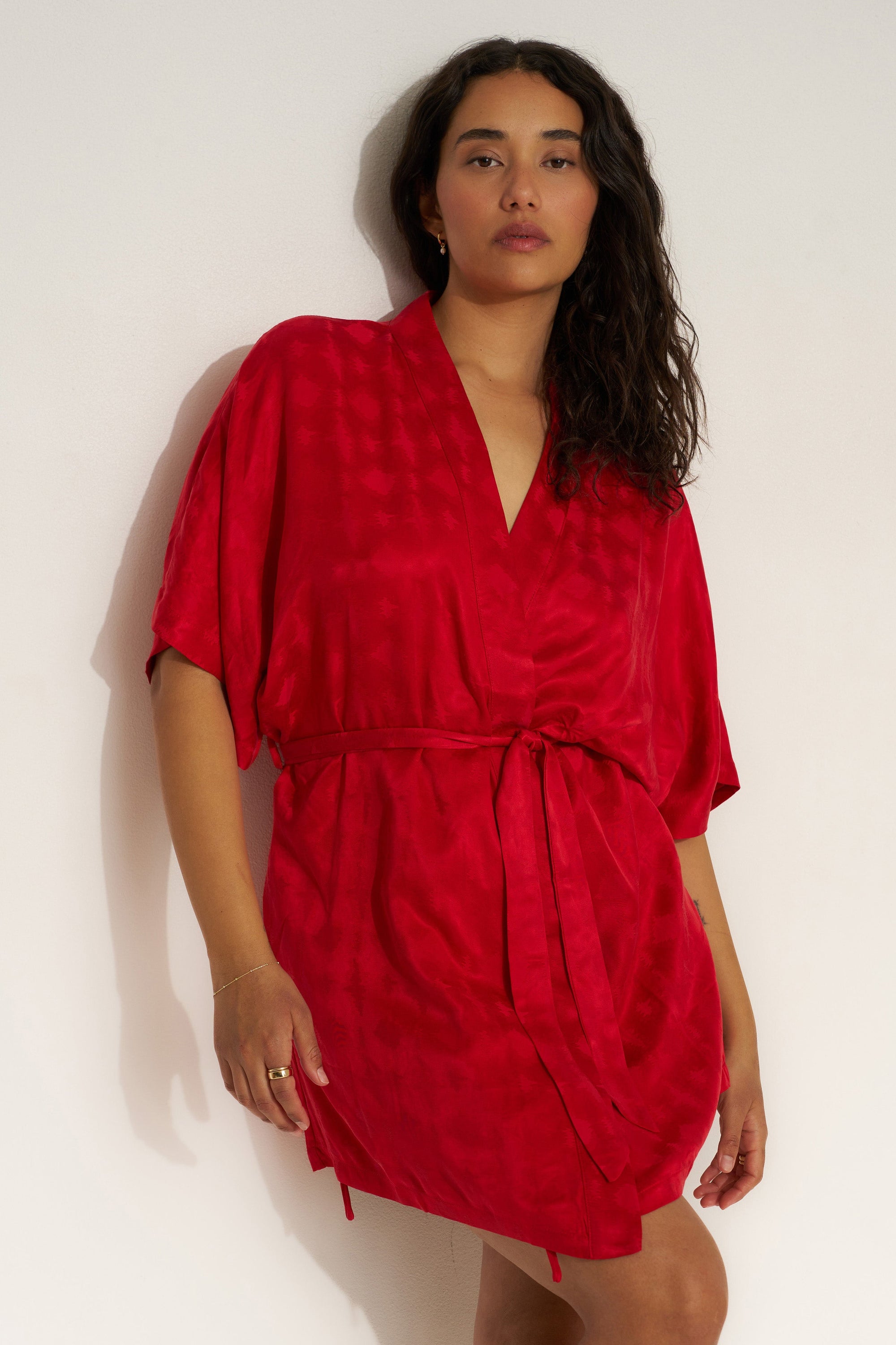 Be Idle - The Short Robe - Picante -