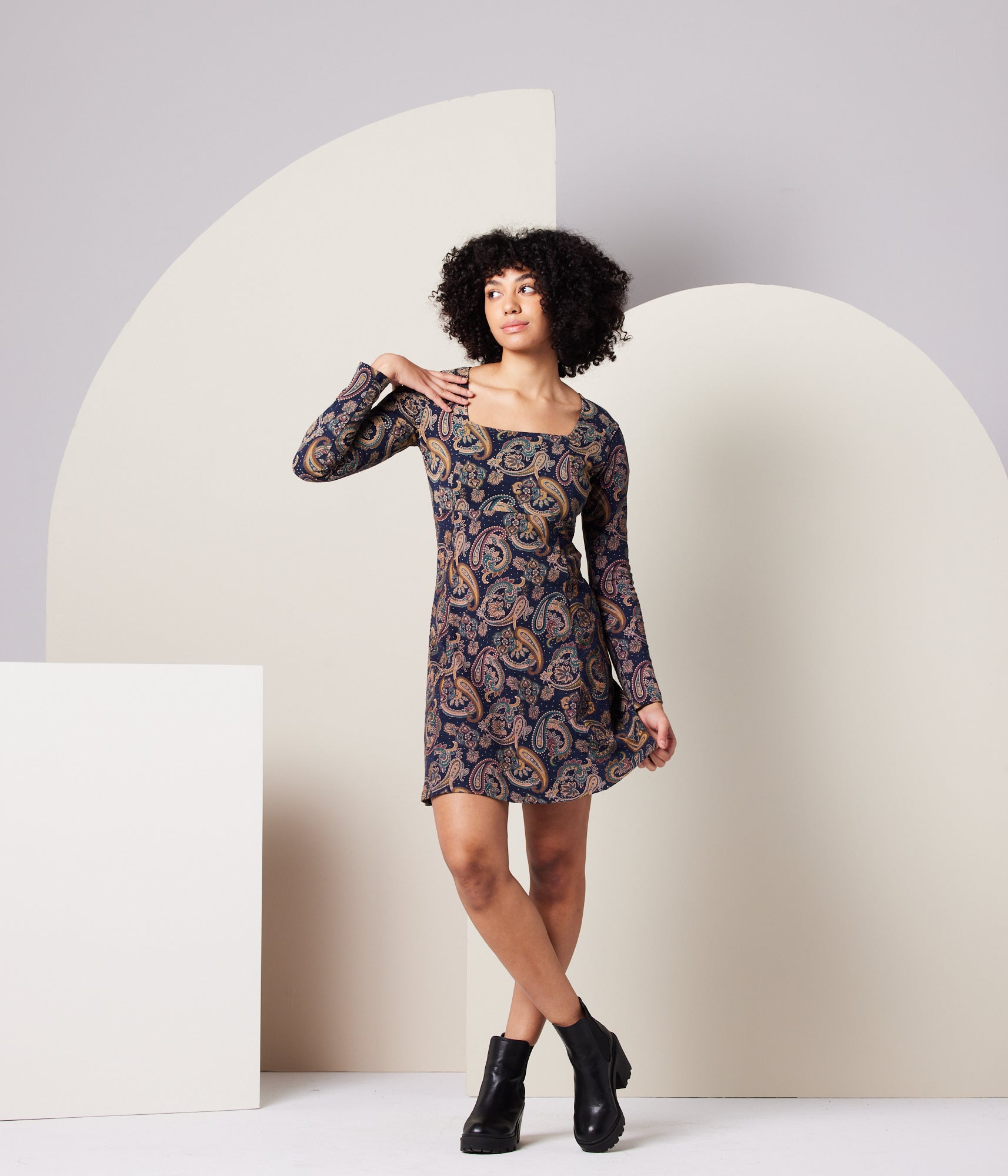 Known Supply - Sonnet Dress - Dark Blue Paisley -