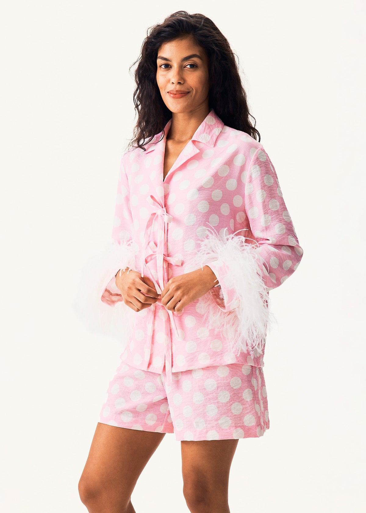 Sleeper - The Bow Set with Shorts in Pink with Detachable Feathers -