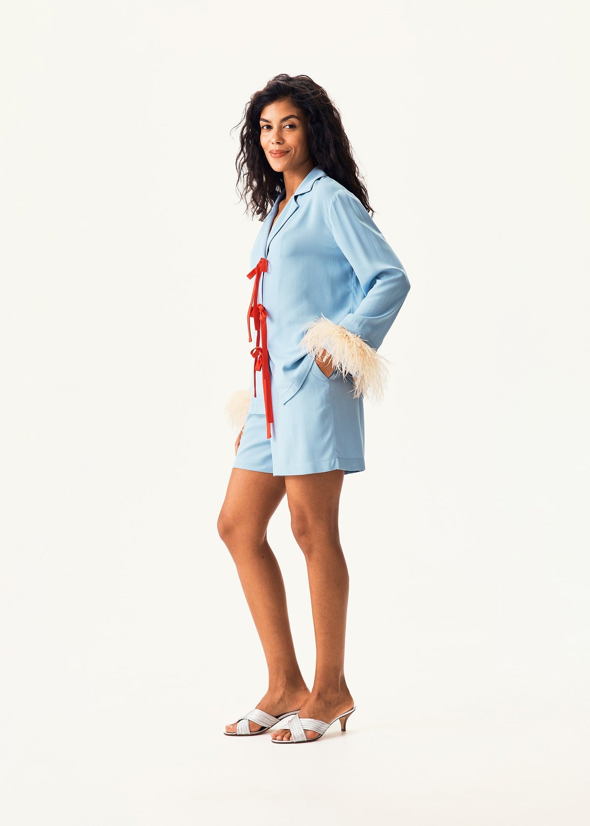 Sleeper - The Bow Set with Shorts in Blue with Detachable Feathers in Beige -