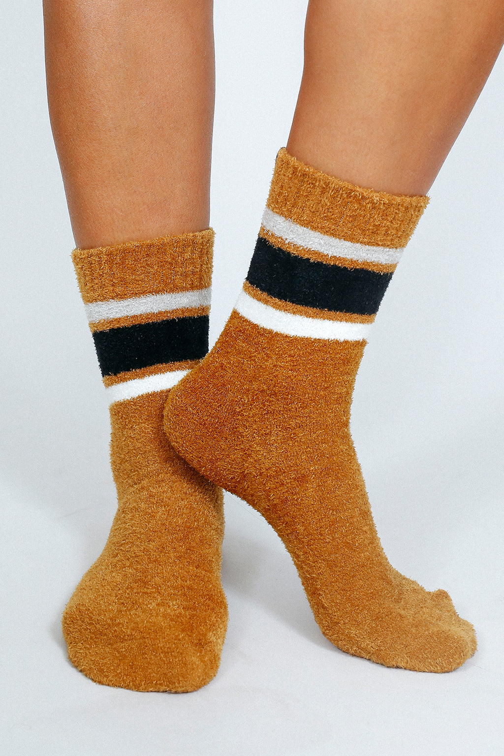 Tailored Union - Flour Plush Teddy Ankle Socks - Caramel -