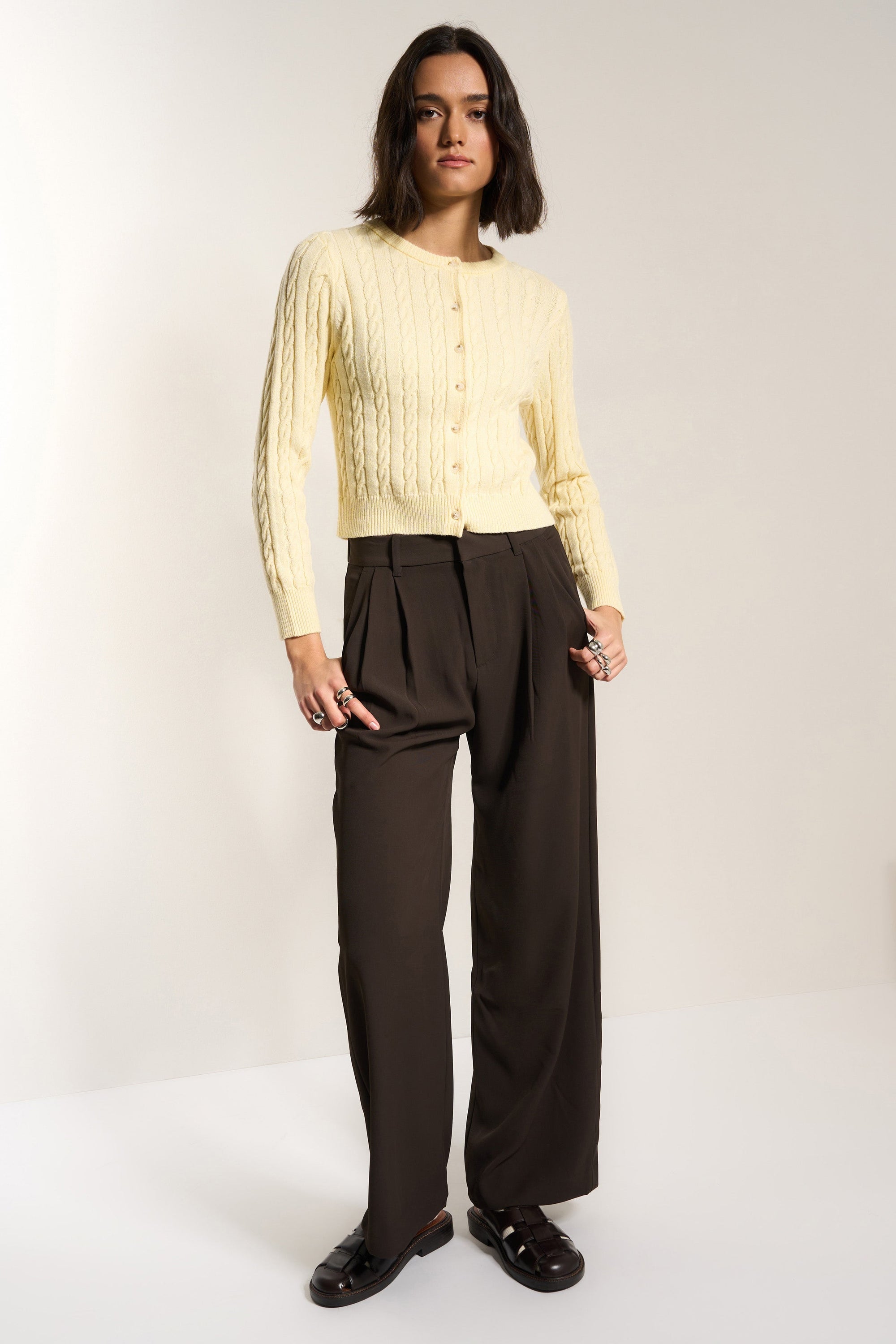 Callahan Knitwear - Valerie Cardigan - Swan -