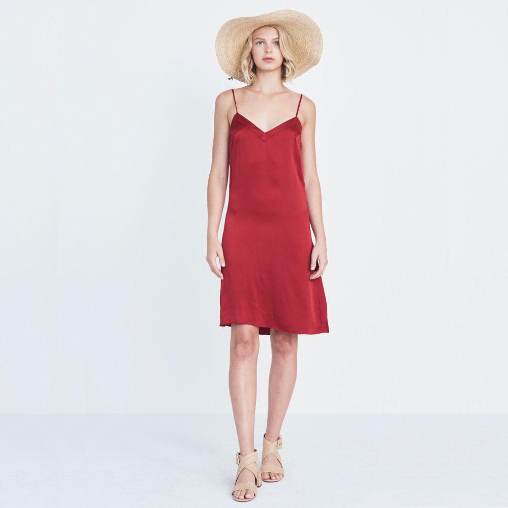 Siizu - Silk V Dress in Red -