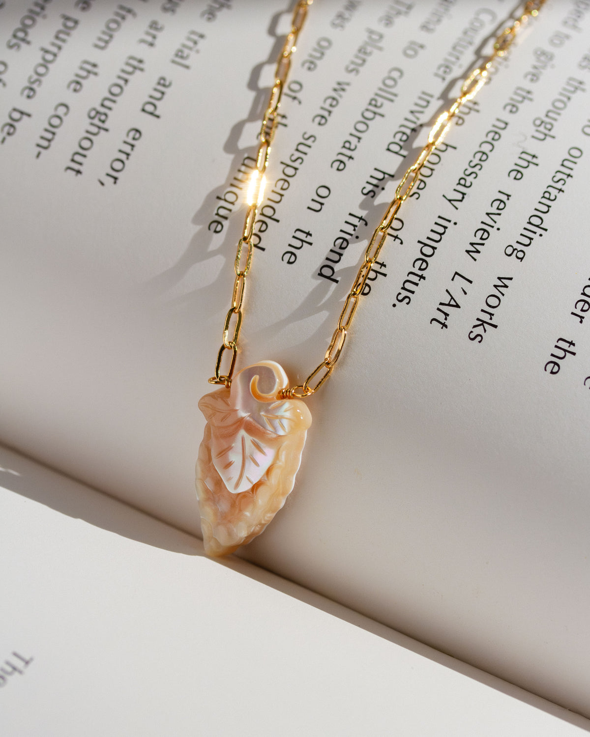 Luna Norte - Vine and Dine Necklace -