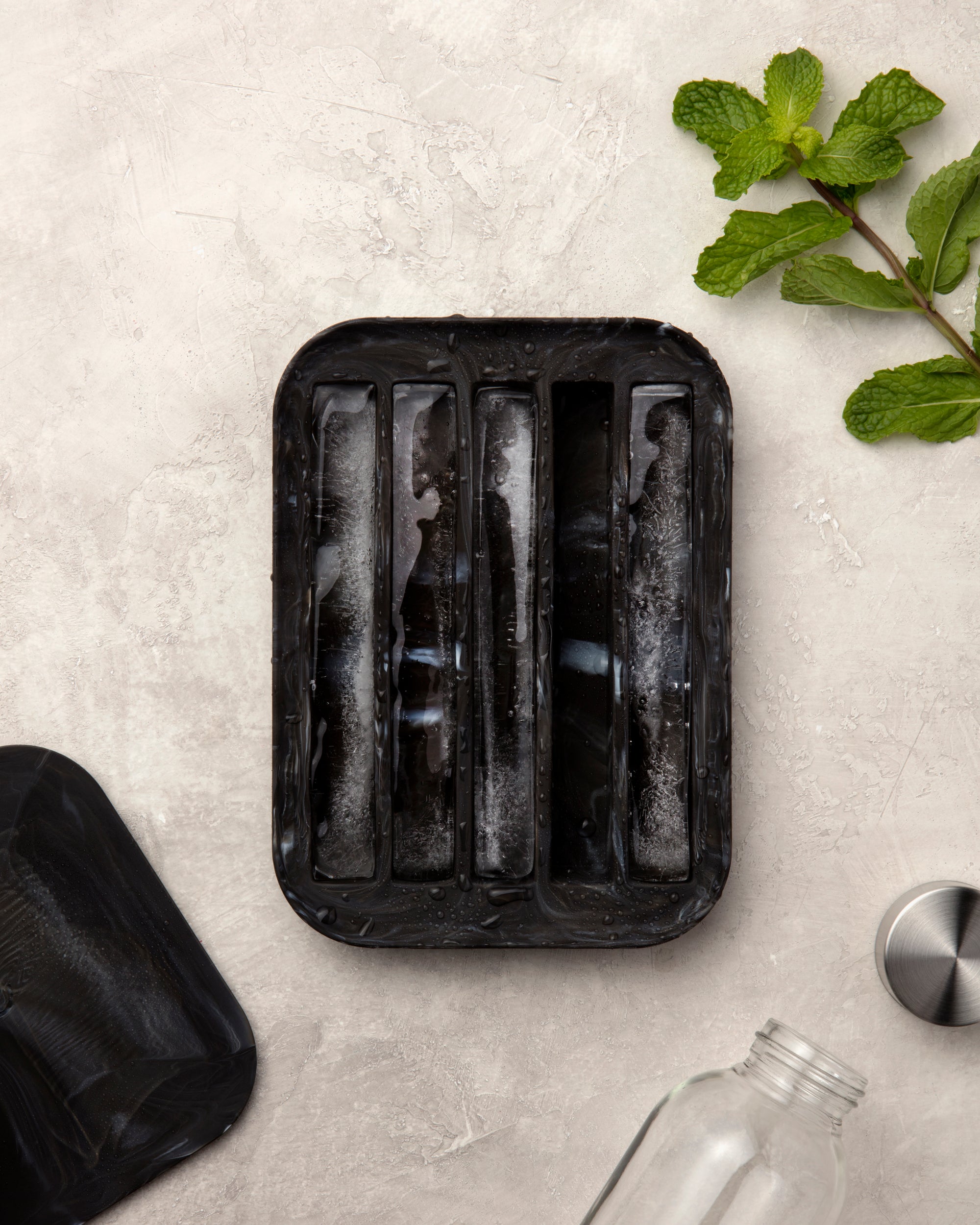 W&P - Water Bottle Ice Cube Tray -