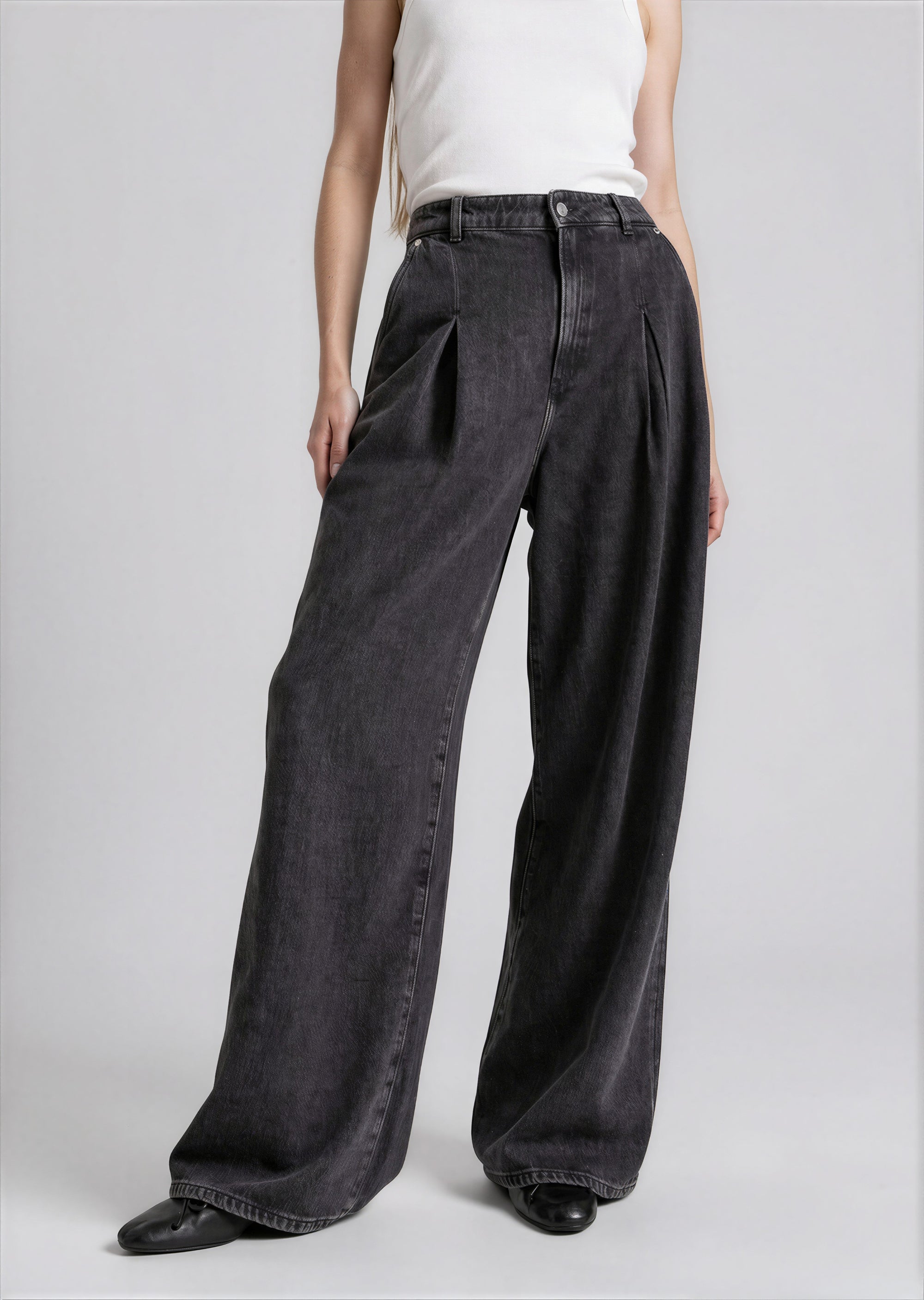 & Other Stories - Gem Cut Jeans - Black -