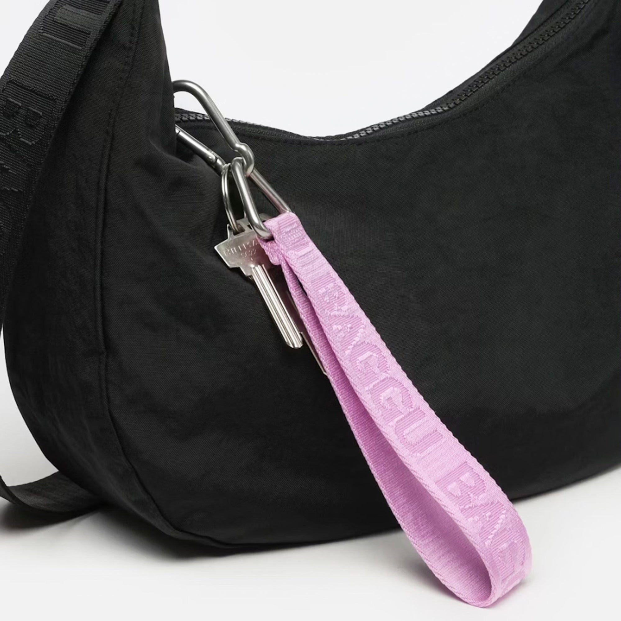 Baggu - Logo Keychain - Peony -