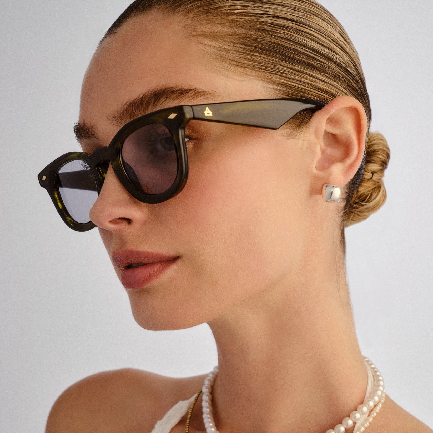 Aire - Aperture Sunglasses - Ashen Olive -