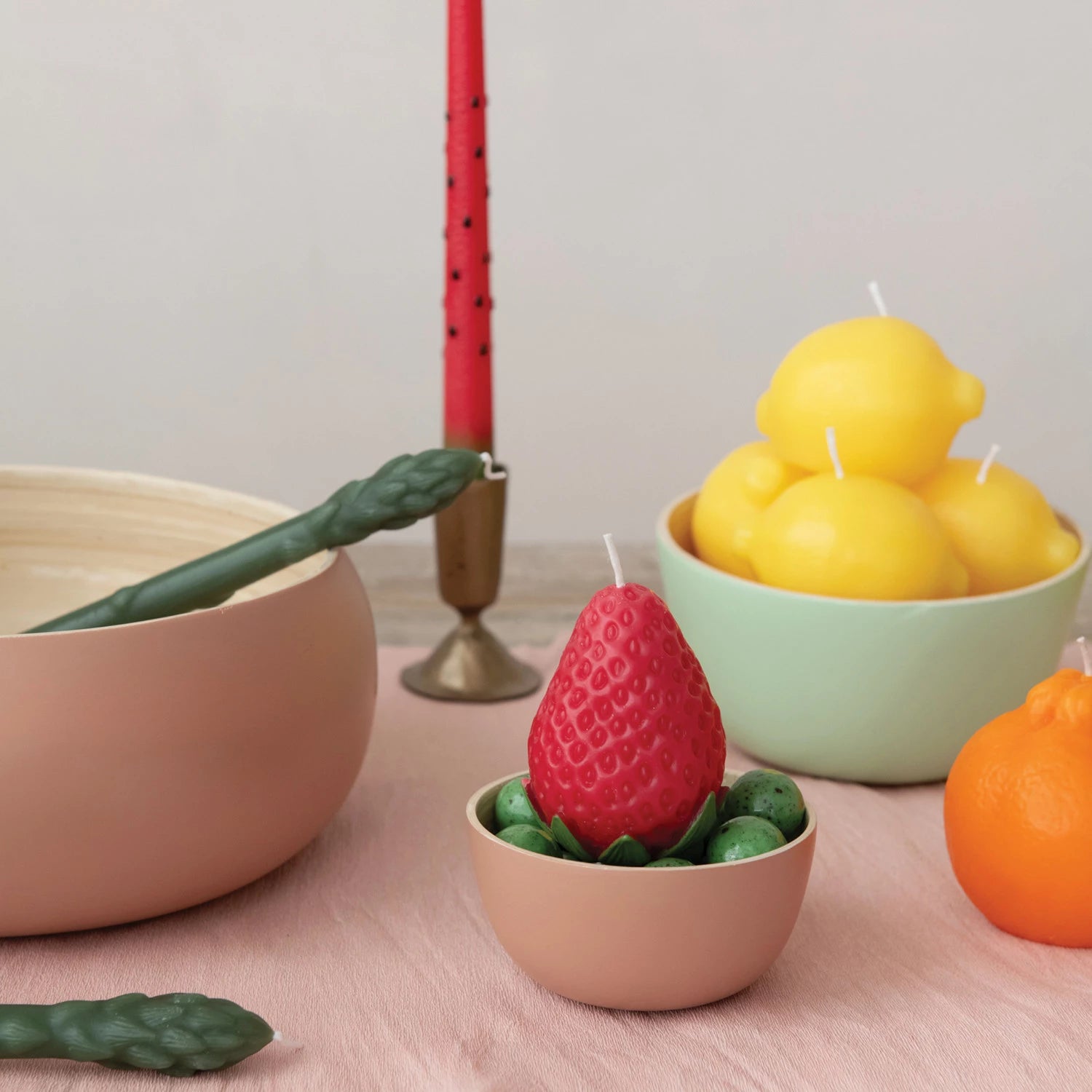 Creative Co. - Strawberry Candle -