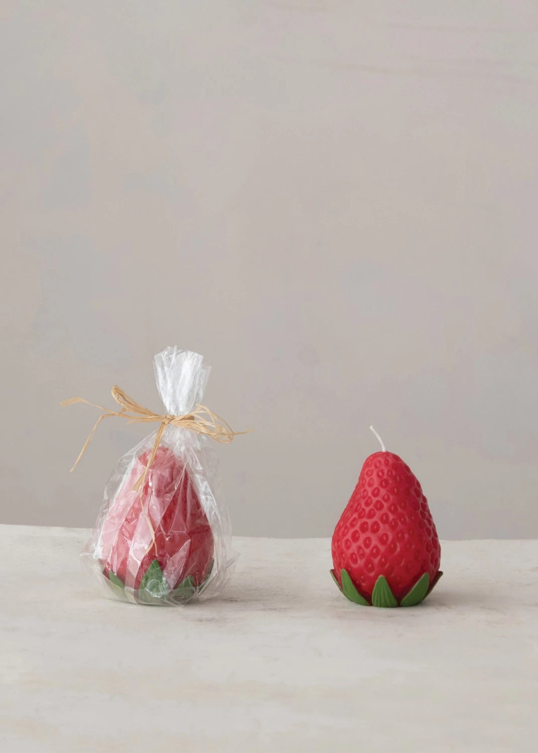 Creative Co. - Strawberry Candle -