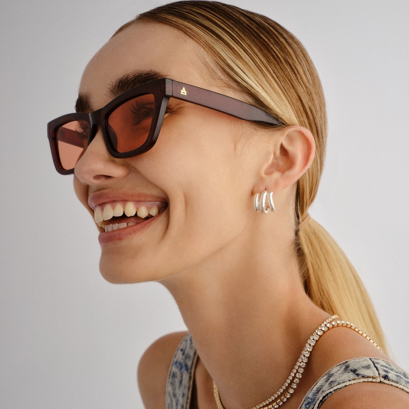 Aire - Amplitude Sunglasses - Cherry -
