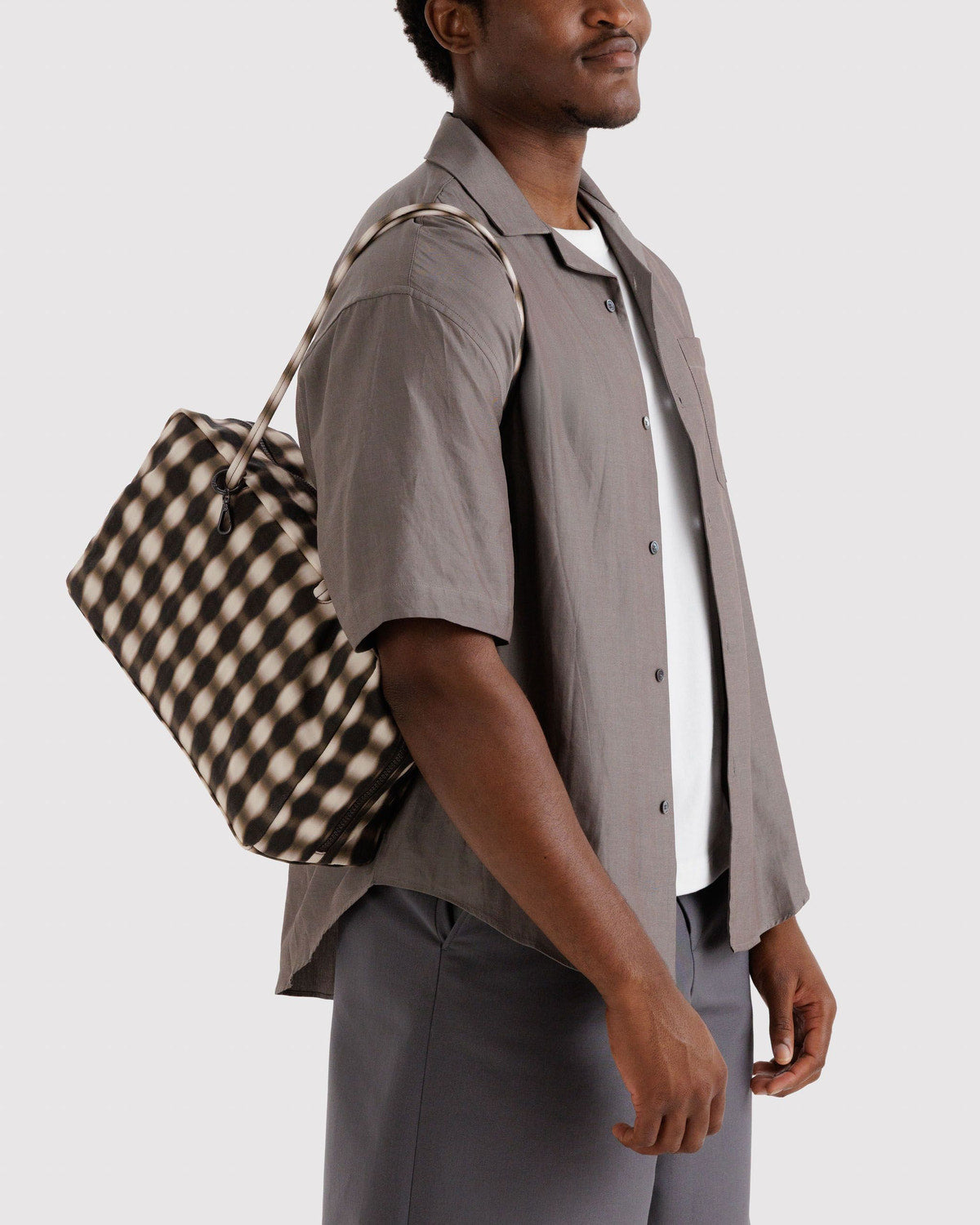 Baggu - Medium Nylon Bowler Bag - Blurred Gingham Brown -