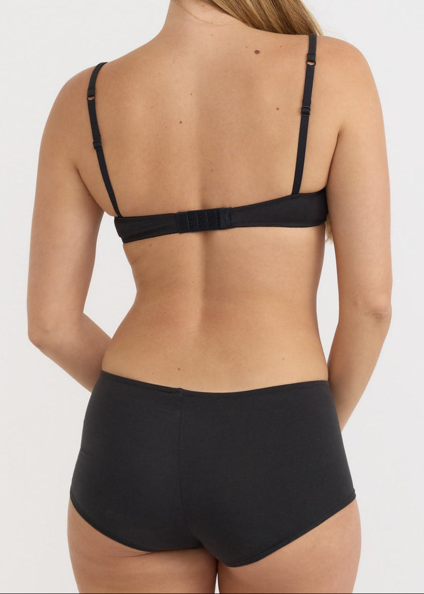 Organic Basics - Core Icon Shorty - Black -