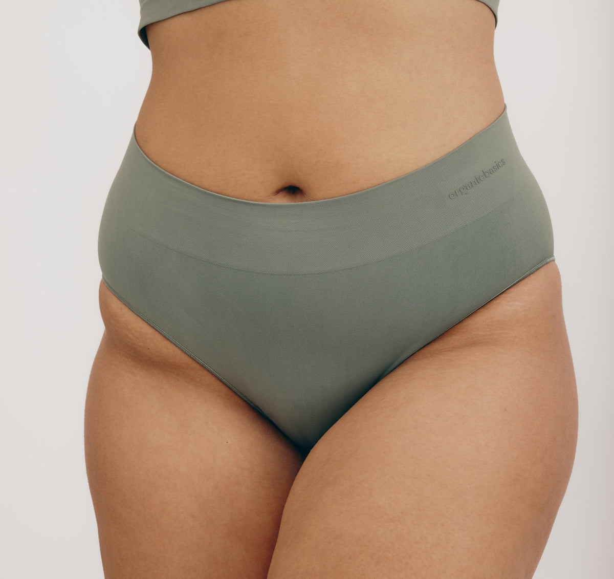 Organic Basics - Smooth Hi-Leg Briefs 5-Pack - Seaweed / Walnut / Hazelnut / Black / Black -