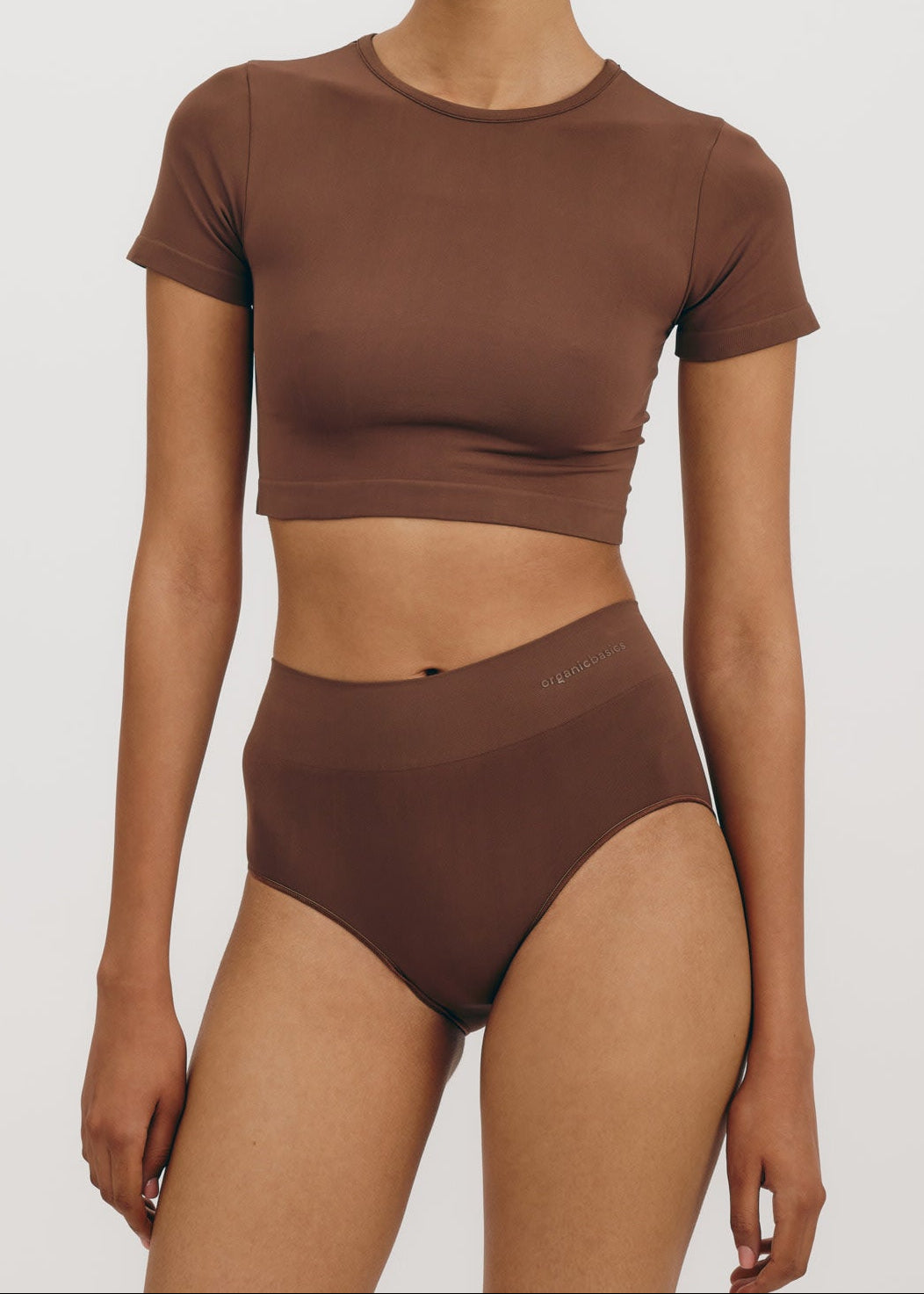 Organic Basics - Smooth Hipster - Walnut -