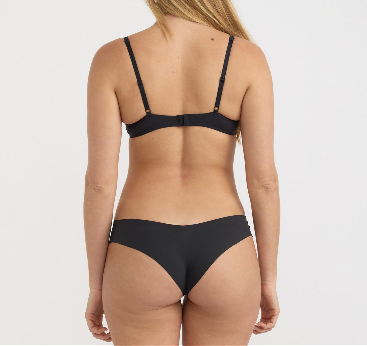 Organic Basics - Bare Cheeky Briefs - Black -