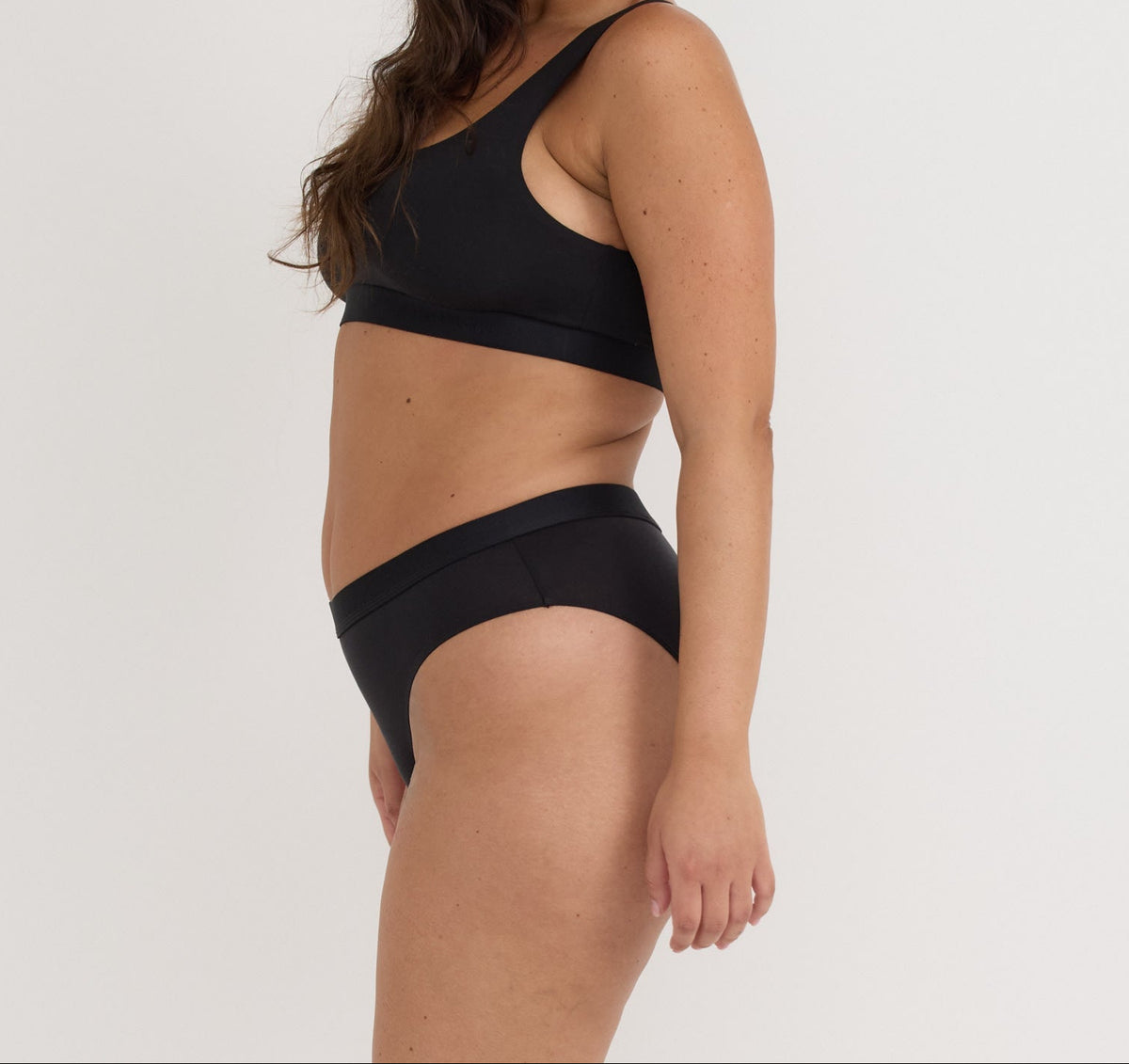 Organic Basics - Soft Touch Scoop Neck Bralette - Black -