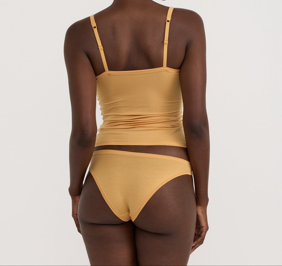 Organic Basics - Soft Touch Veil Cami - Caramel -