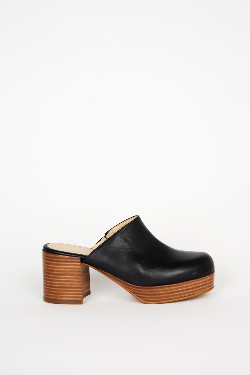 Facts Leather Platform Clog