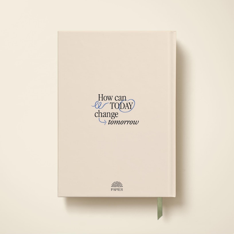 Papier - Nose in a Book Reading Journal -