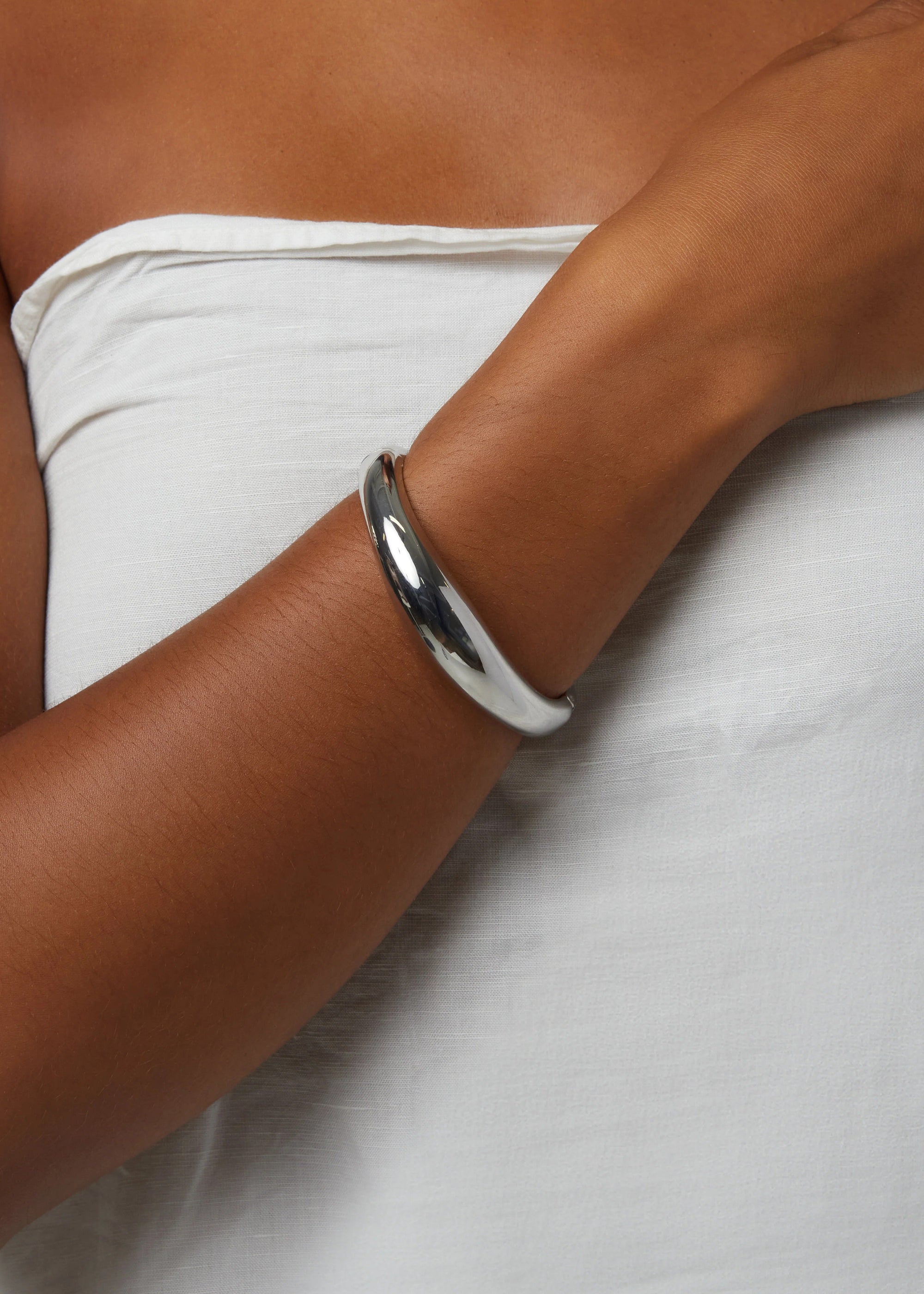 Aiori - Maeve Bangle - Silver -