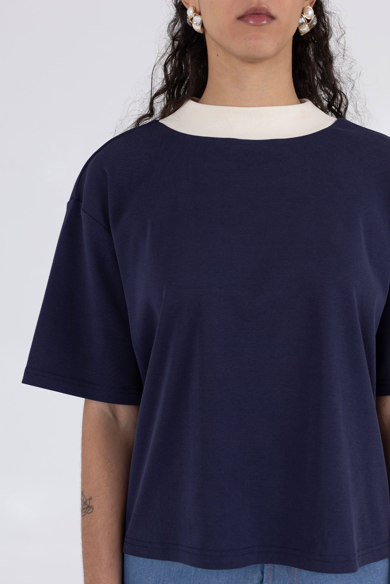 WRAY - Condor Tee - Cream/Navy -