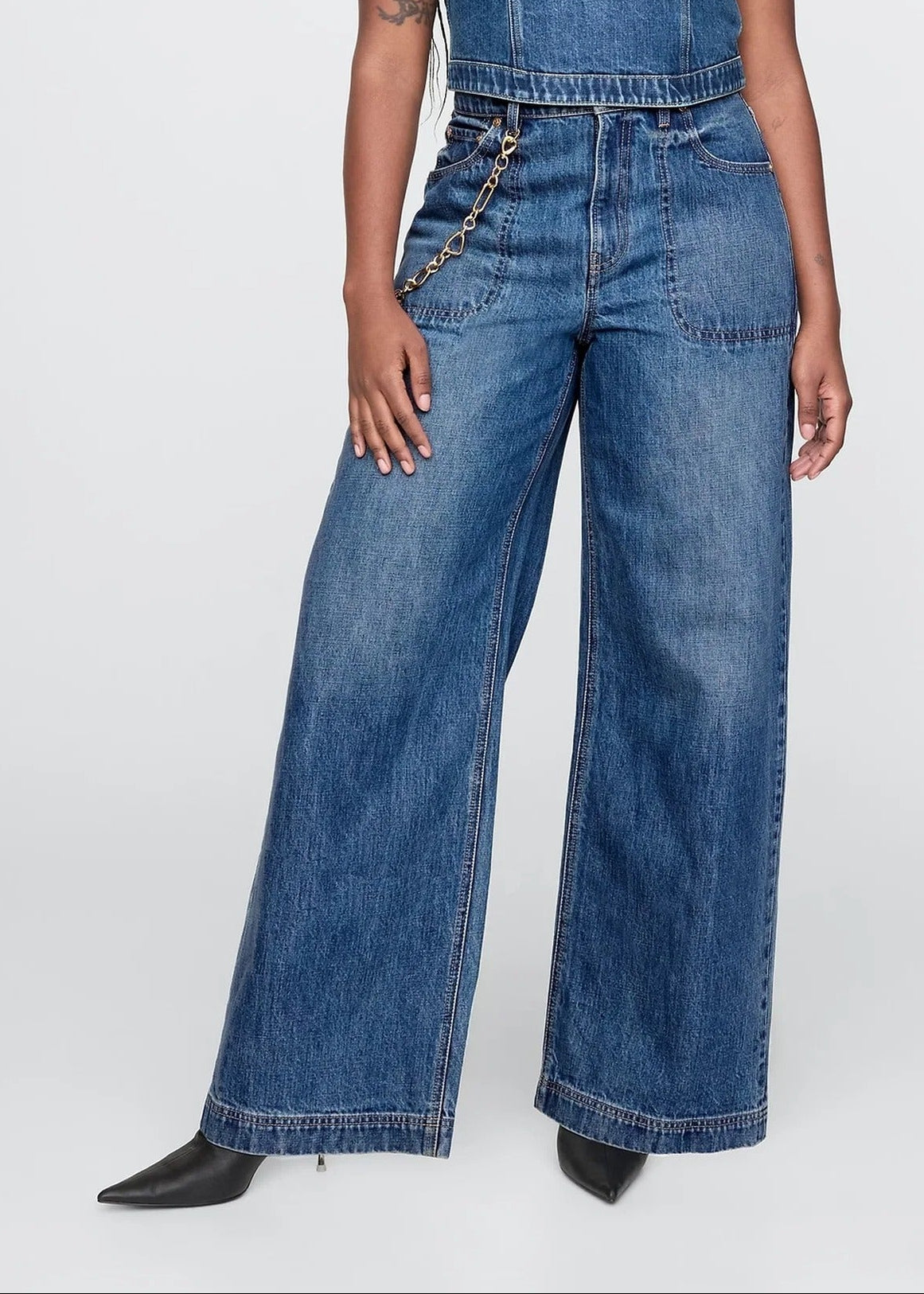 Cult Gaia x Gap - High Rise Stride Chain Jeans - Medium Indigo -