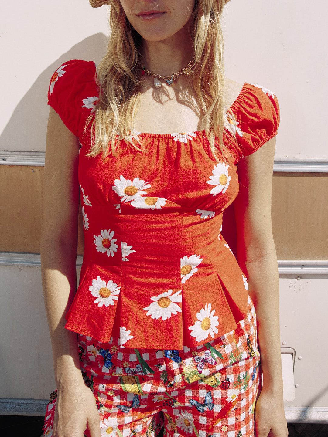 Lisa Says Gah - Pat Top - Red Daisy -