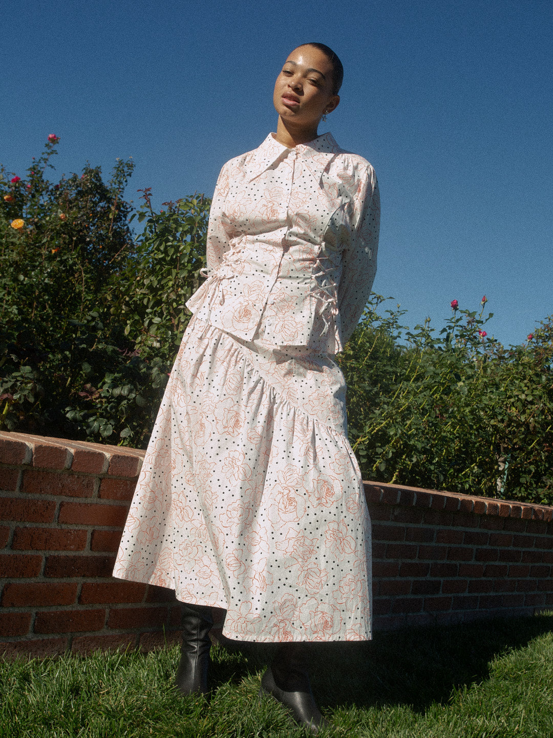 Lisa Says Gah - Maeve Midi Skirt - Rose Dot White -